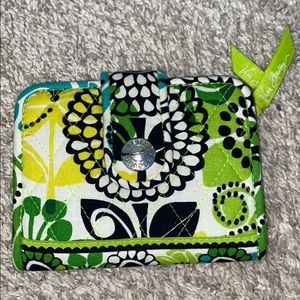 Small green Vera Bradley wallet!!